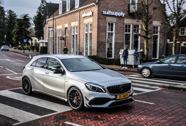 Mercedes-AMG A 45 W176 2015