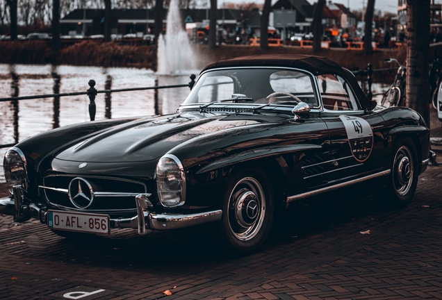 Mercedes-Benz 300SL Roadster