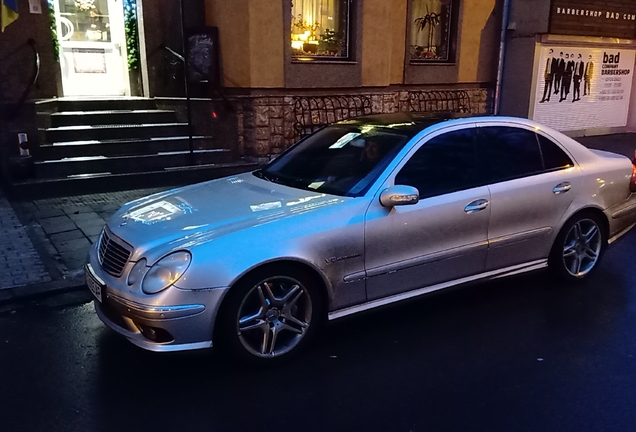 Mercedes-Benz E 55 AMG