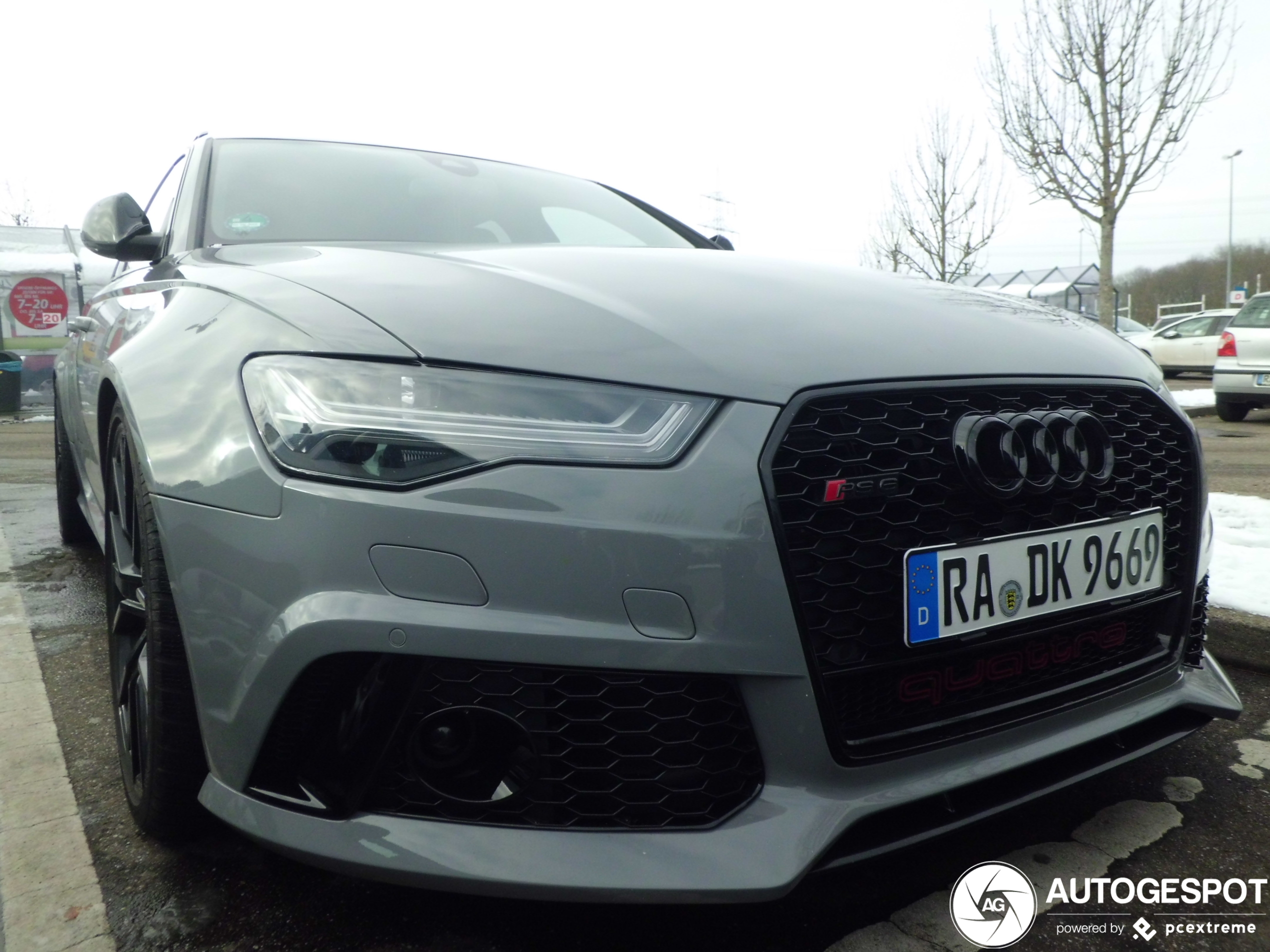 Audi RS6 Avant C7 2015