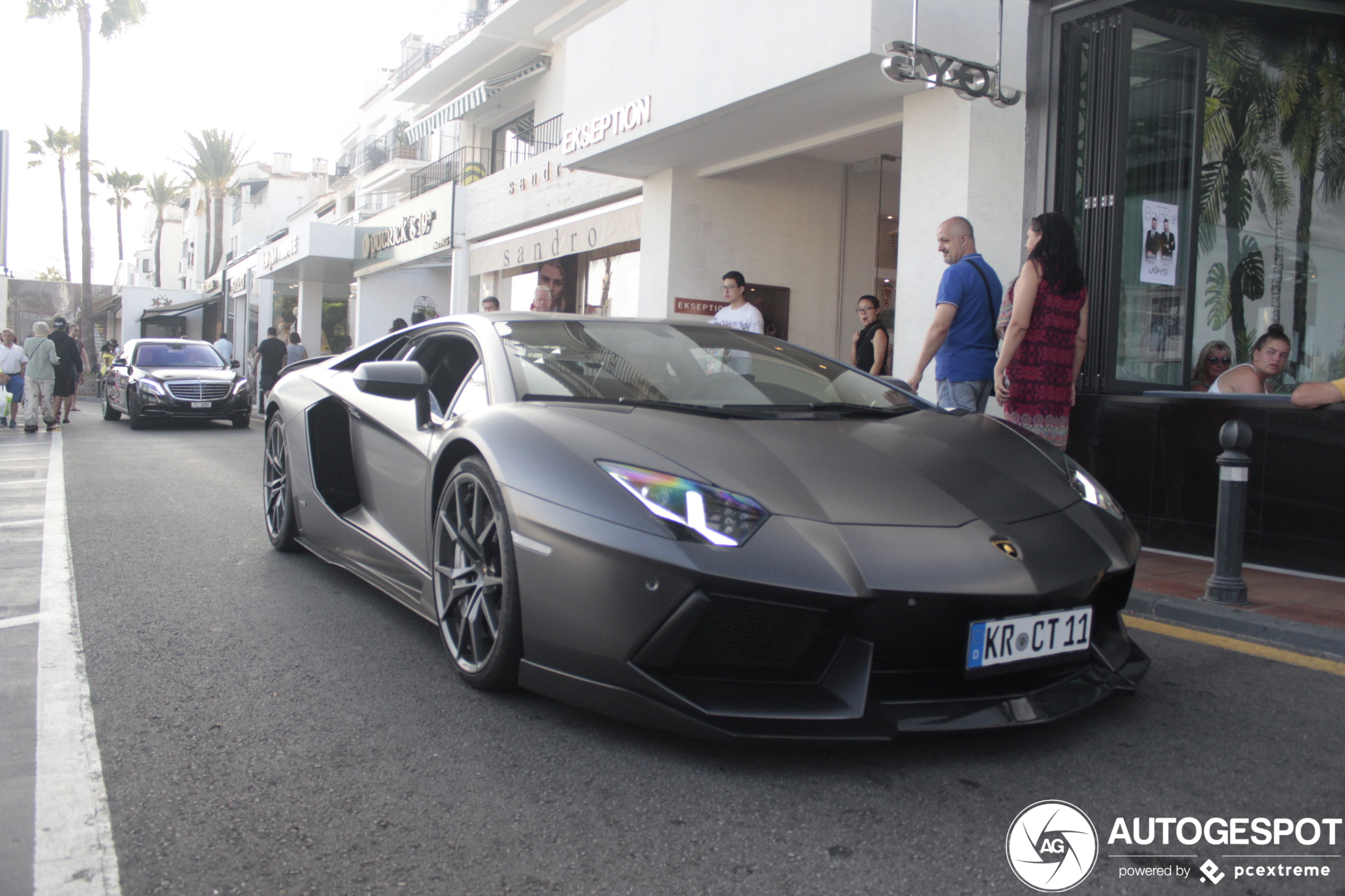 Lamborghini Aventador LP700-4