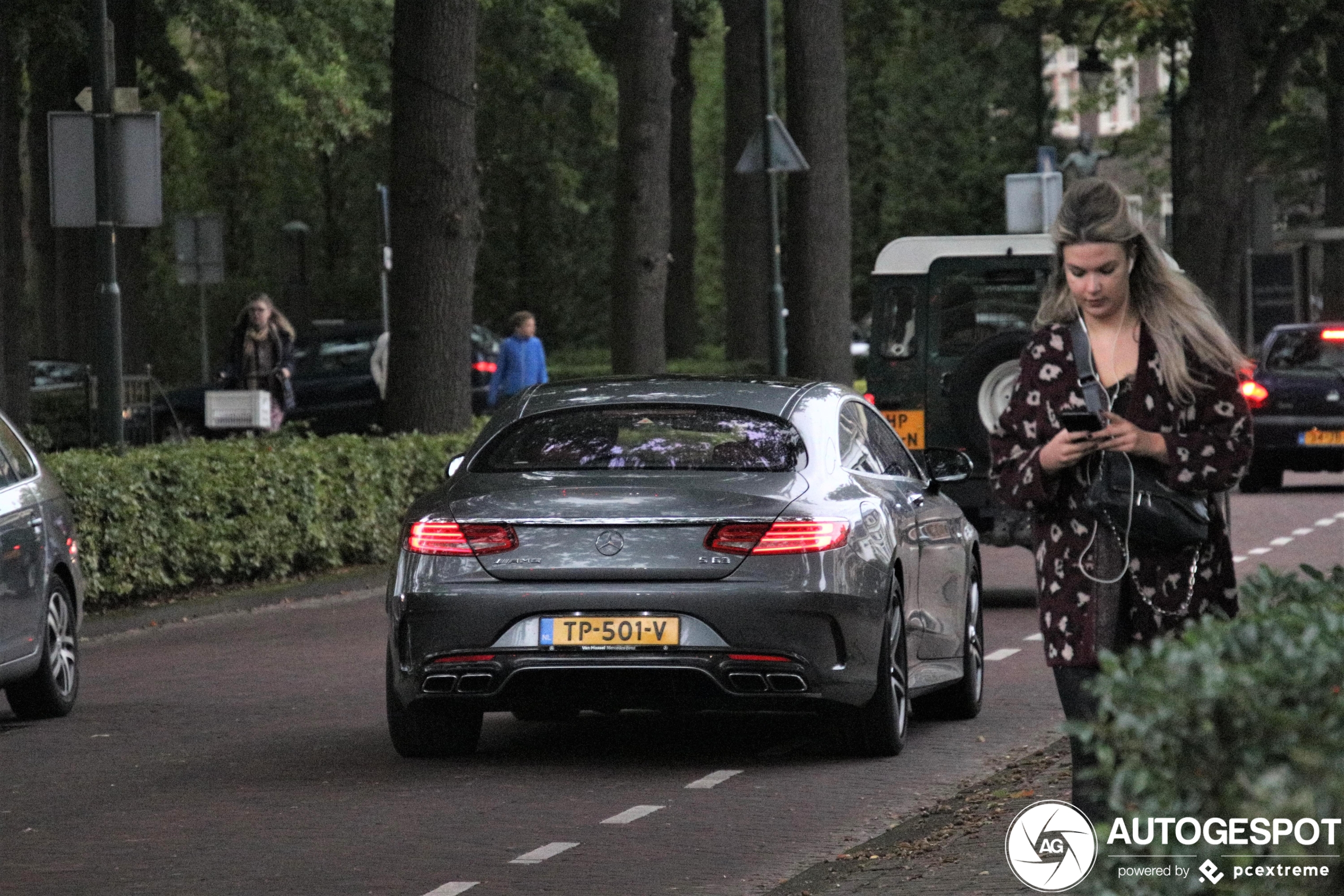 Mercedes-AMG S 63 Coupé C217