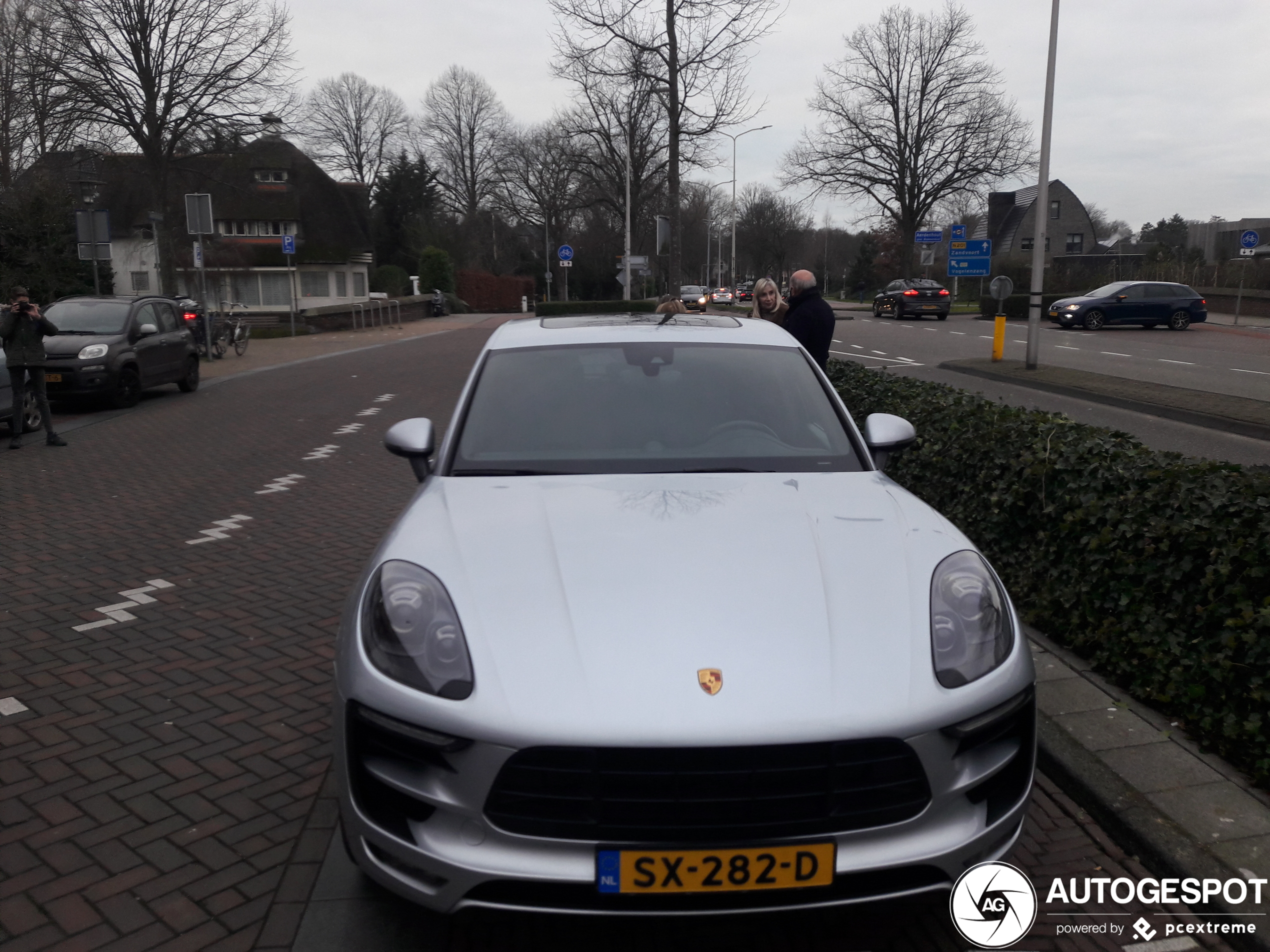 Porsche 95B Macan GTS