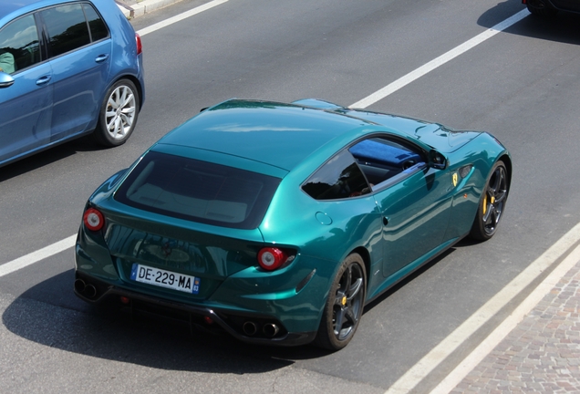 Ferrari FF