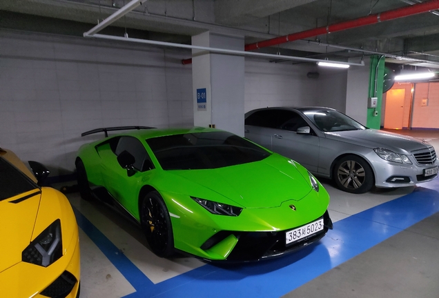 Lamborghini Huracán LP640-4 Performante