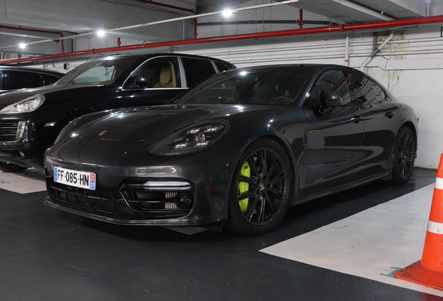 Porsche 971 Panamera Turbo S E-Hybrid