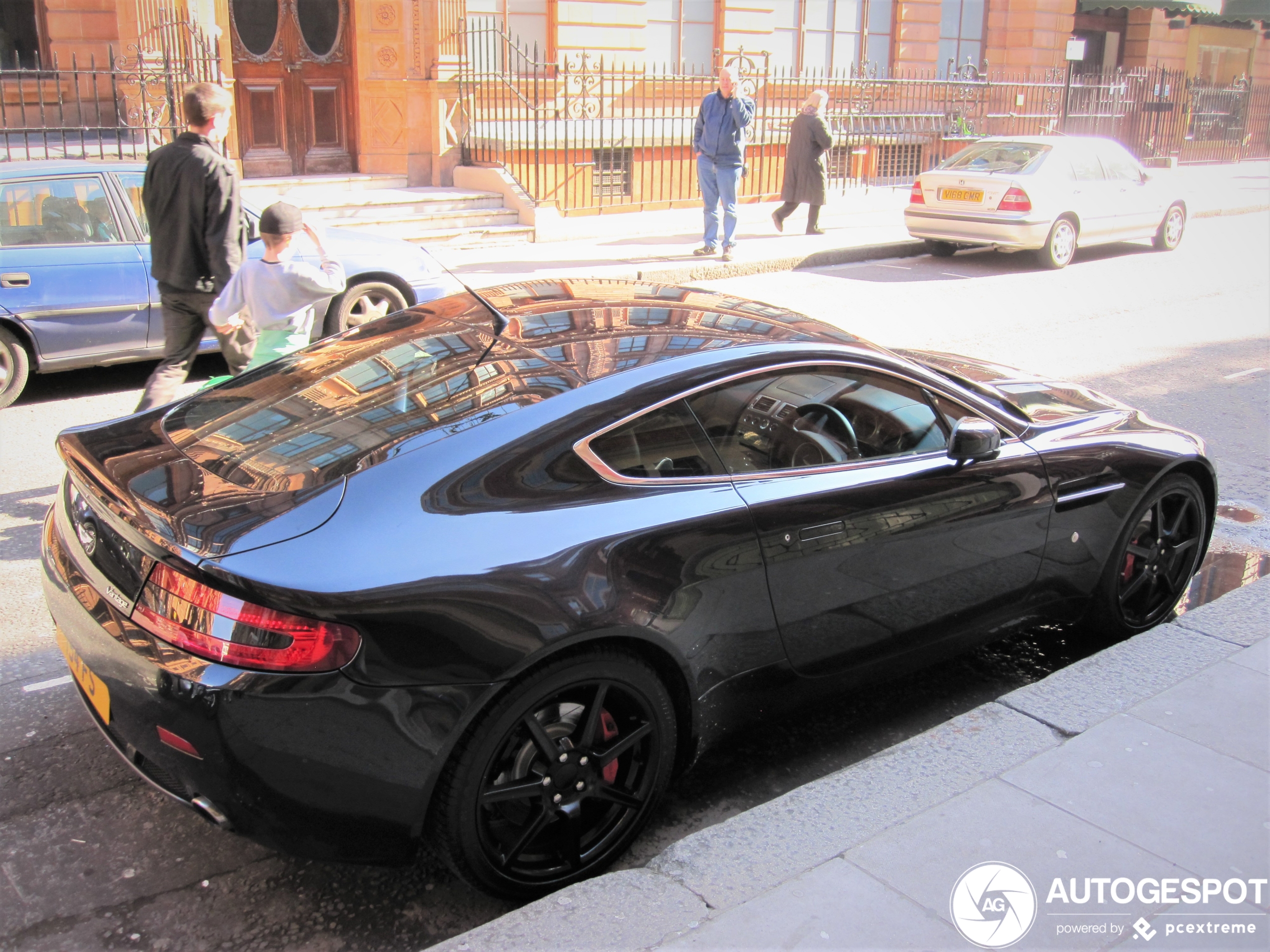 Aston Martin V8 Vantage