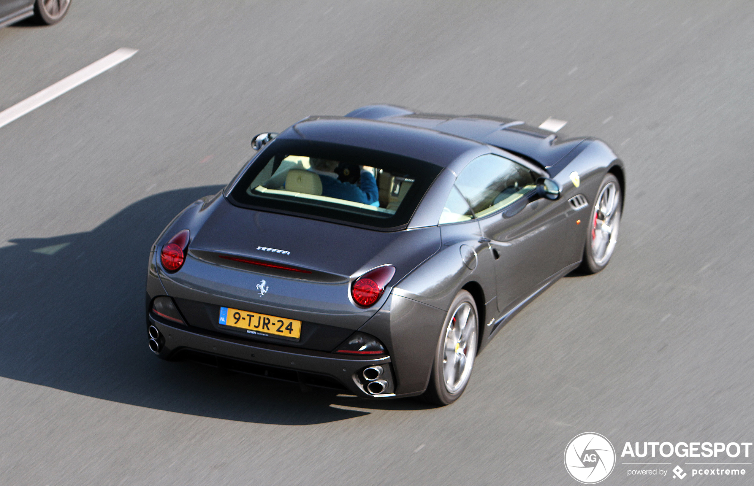 Ferrari California