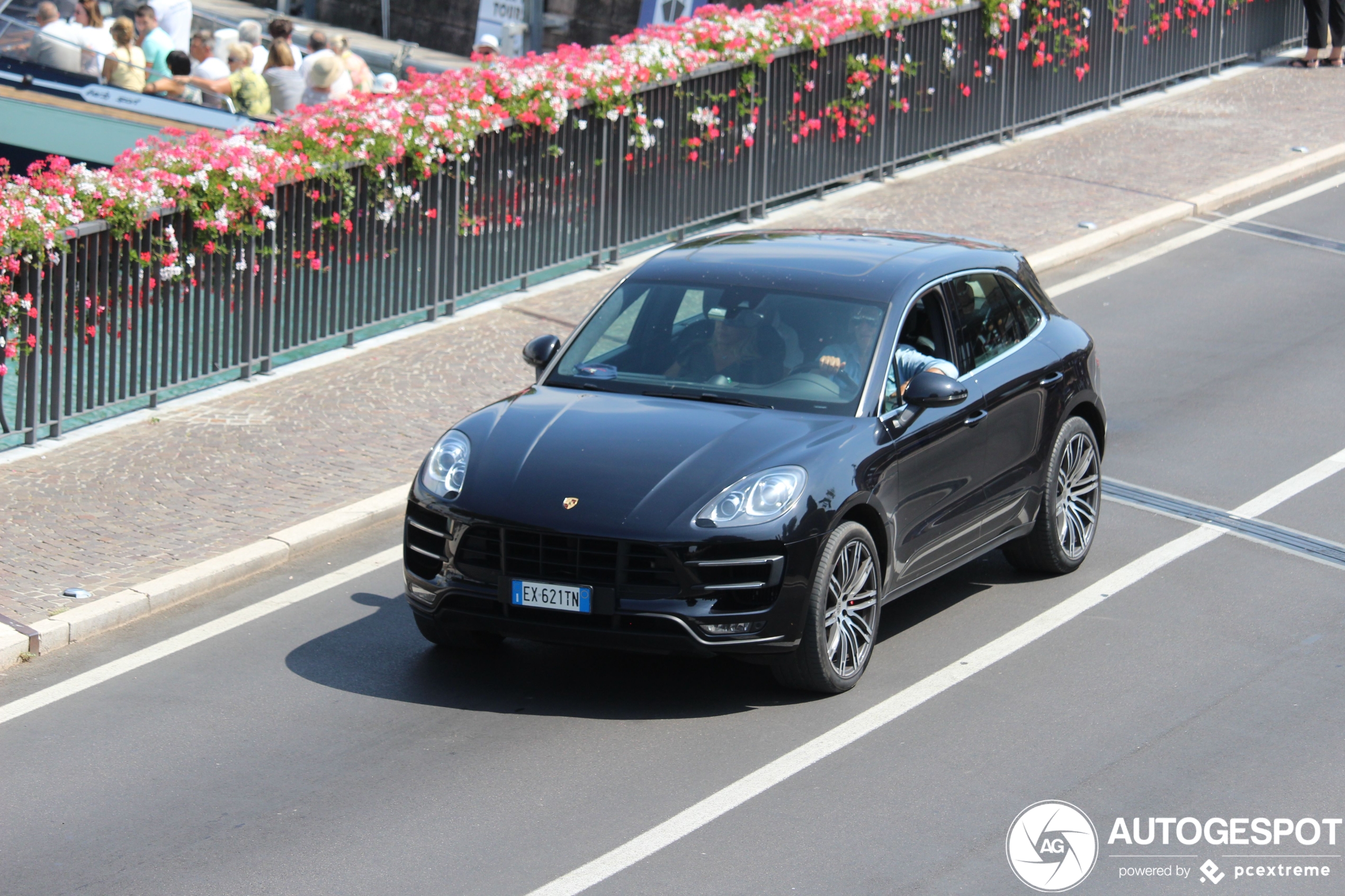 Porsche 95B Macan Turbo