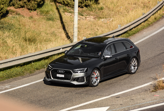 Audi RS4 Avant B9