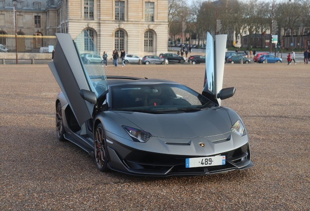 Lamborghini Aventador LP770-4 SVJ Roadster