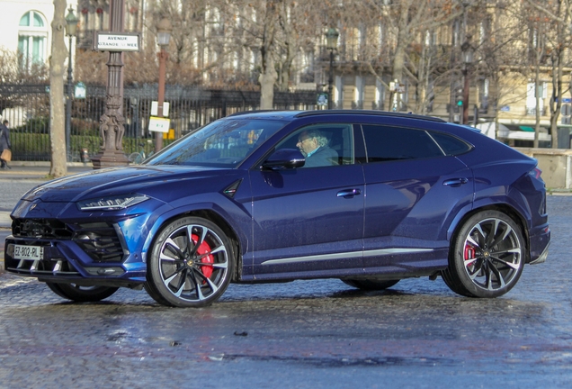 Lamborghini Urus