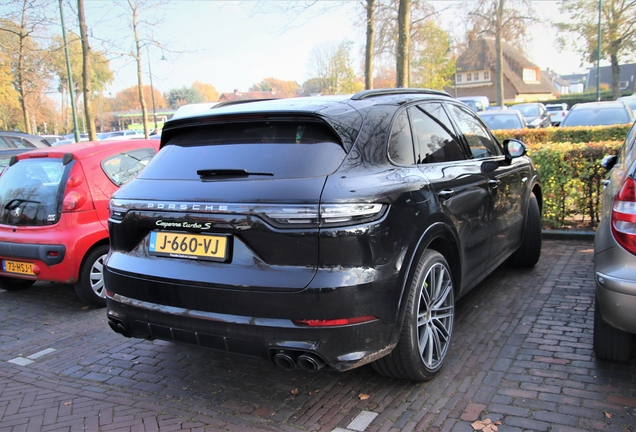 Porsche Cayenne Turbo S E-Hybrid