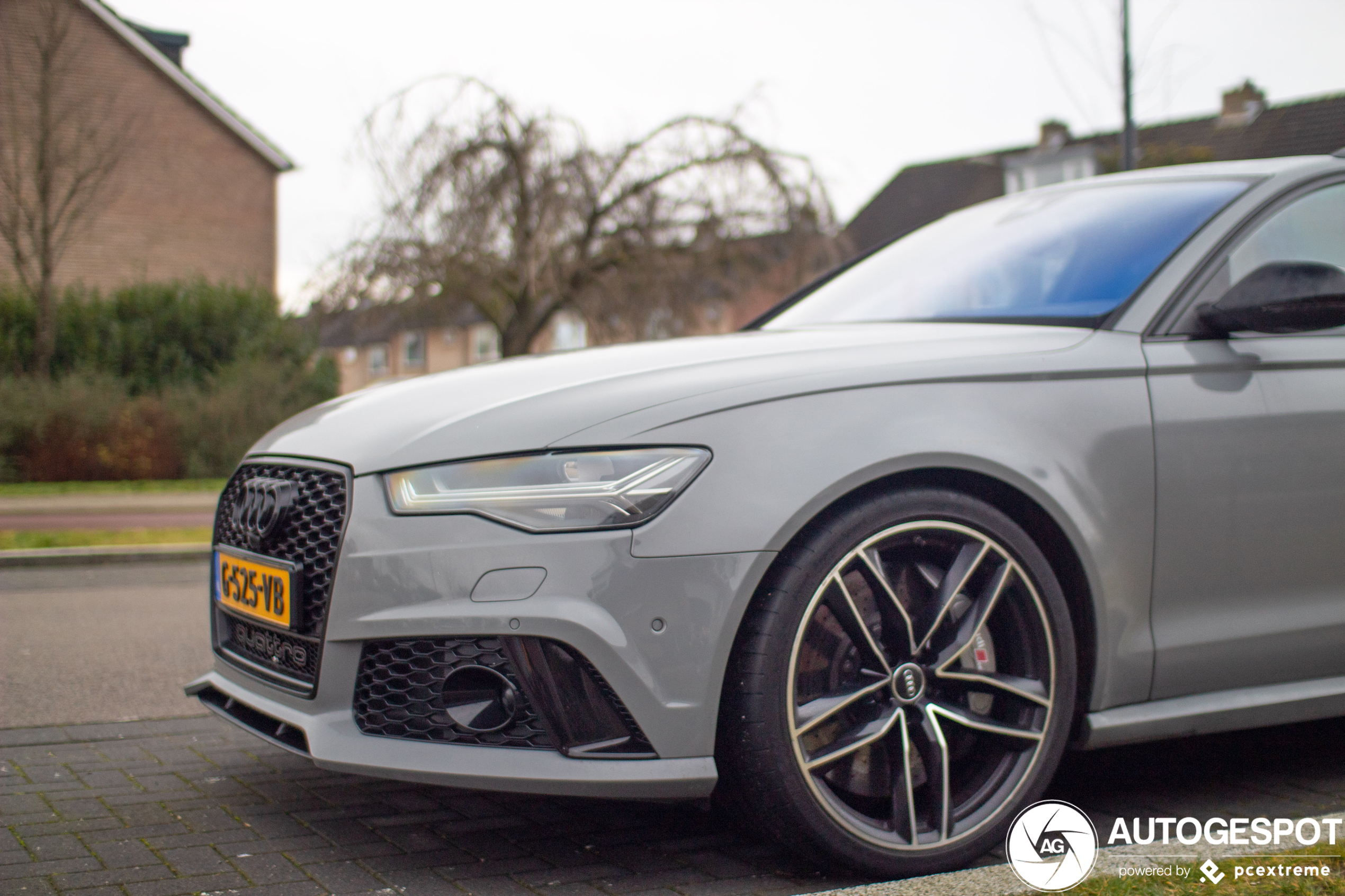 Audi RS6 Avant C7 2015