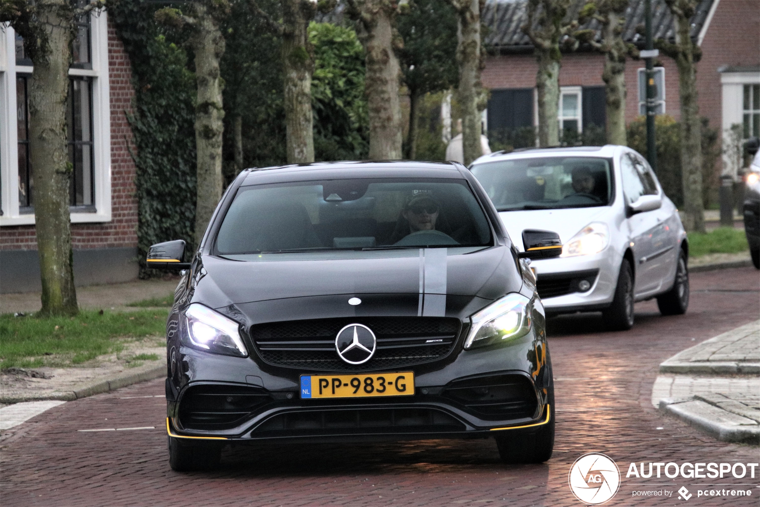 Mercedes-AMG A 45 W176 Yellow Night Edition