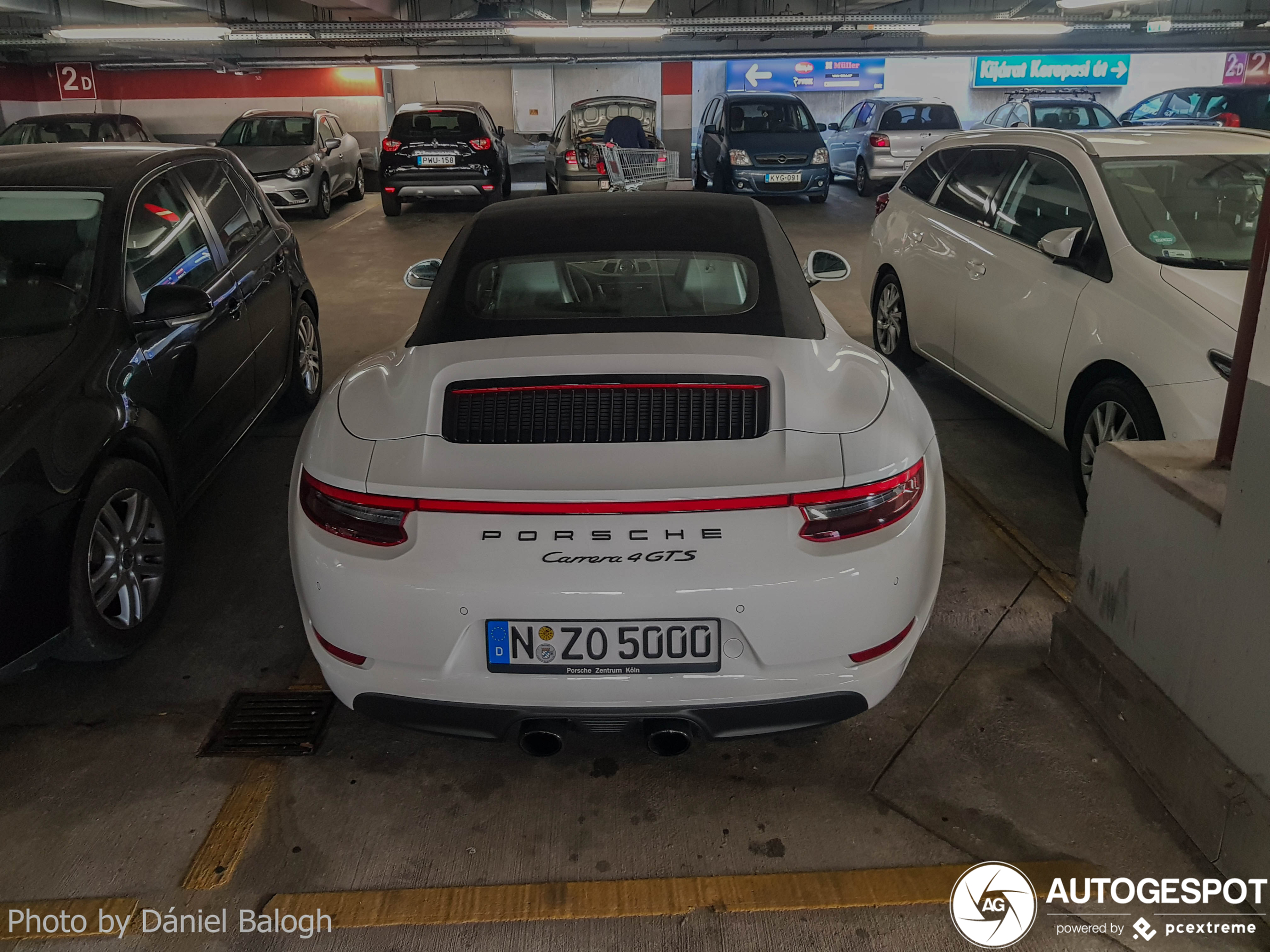 Porsche 991 Carrera 4 GTS Cabriolet MkII