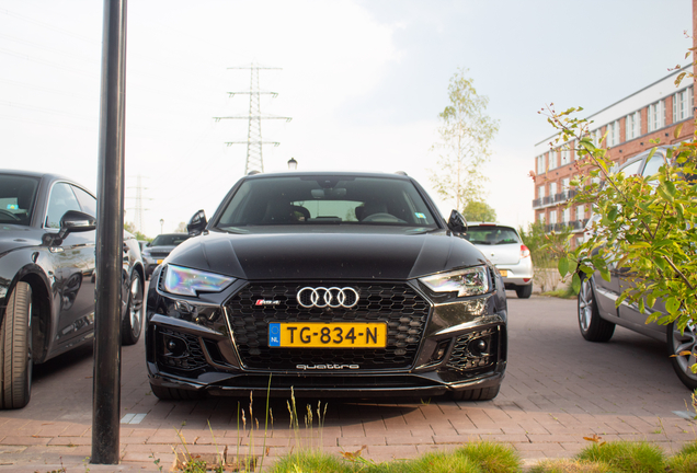 Audi RS4 Avant B9