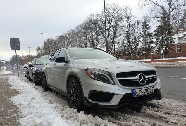 Mercedes-Benz GLA 45 AMG X156