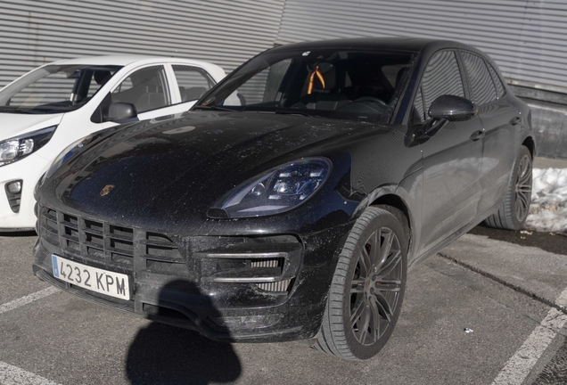 Porsche 95B Macan Turbo