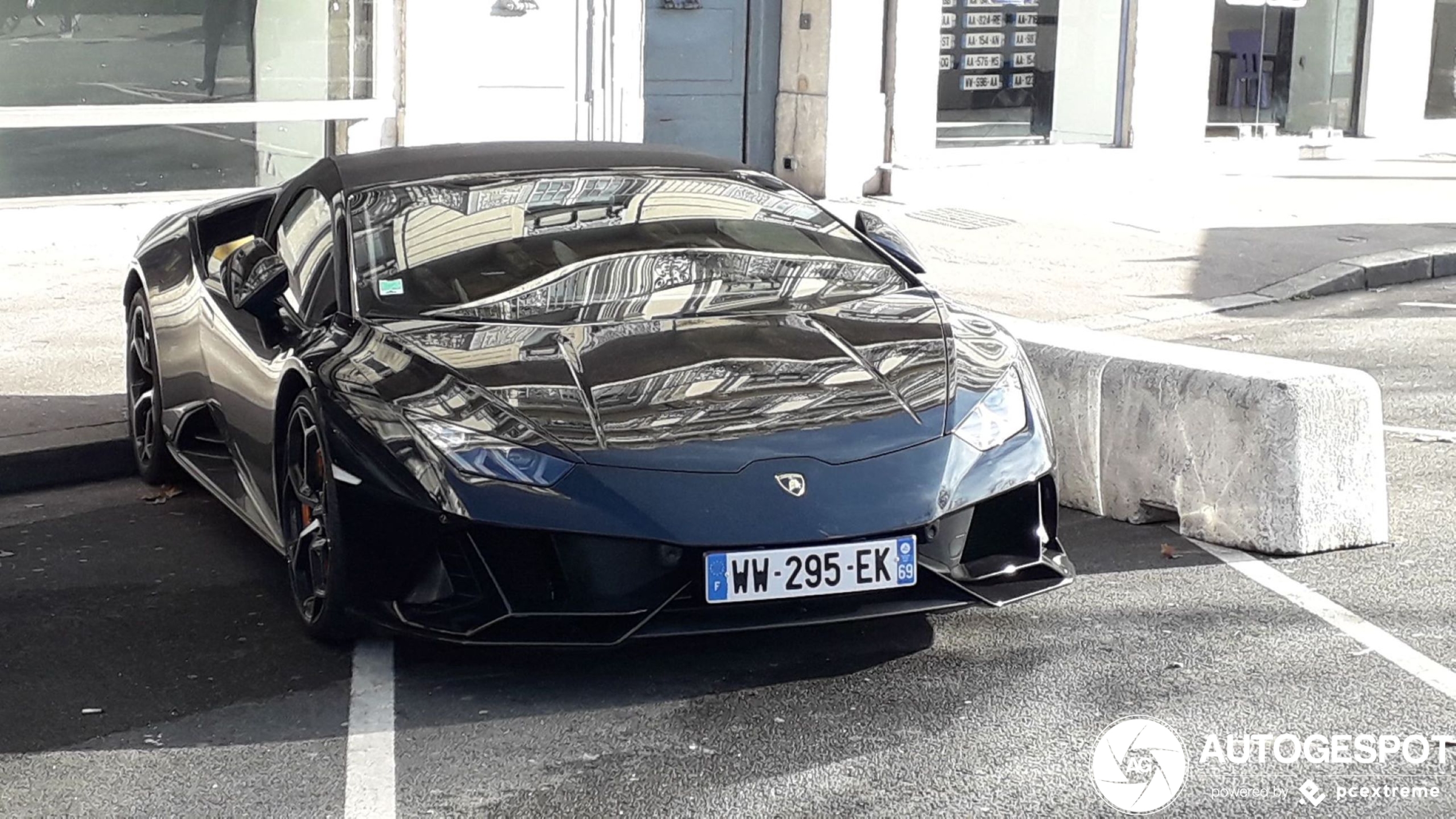 Lamborghini Huracán LP640-4 EVO Spyder