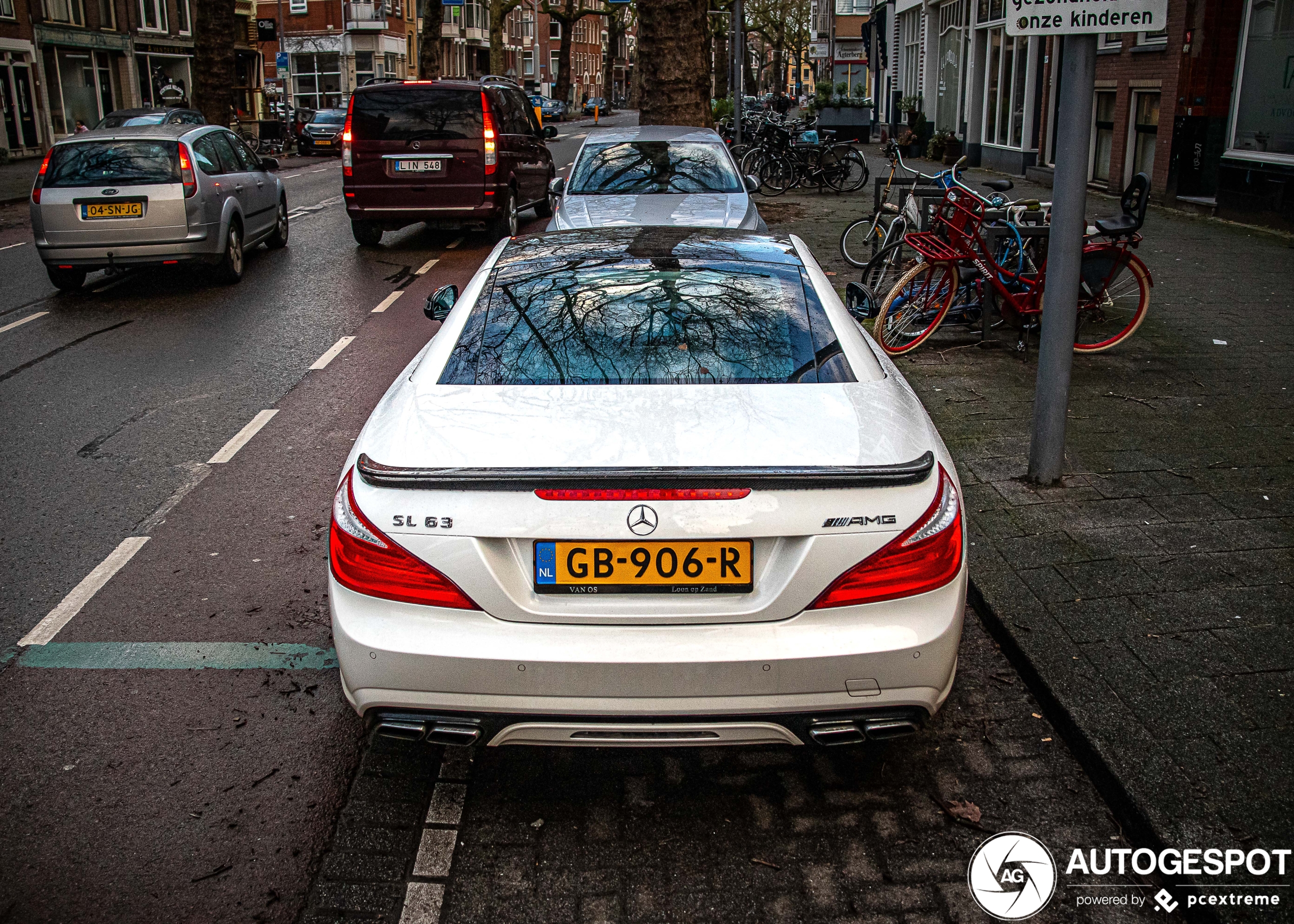 Mercedes-Benz SL 63 AMG R231