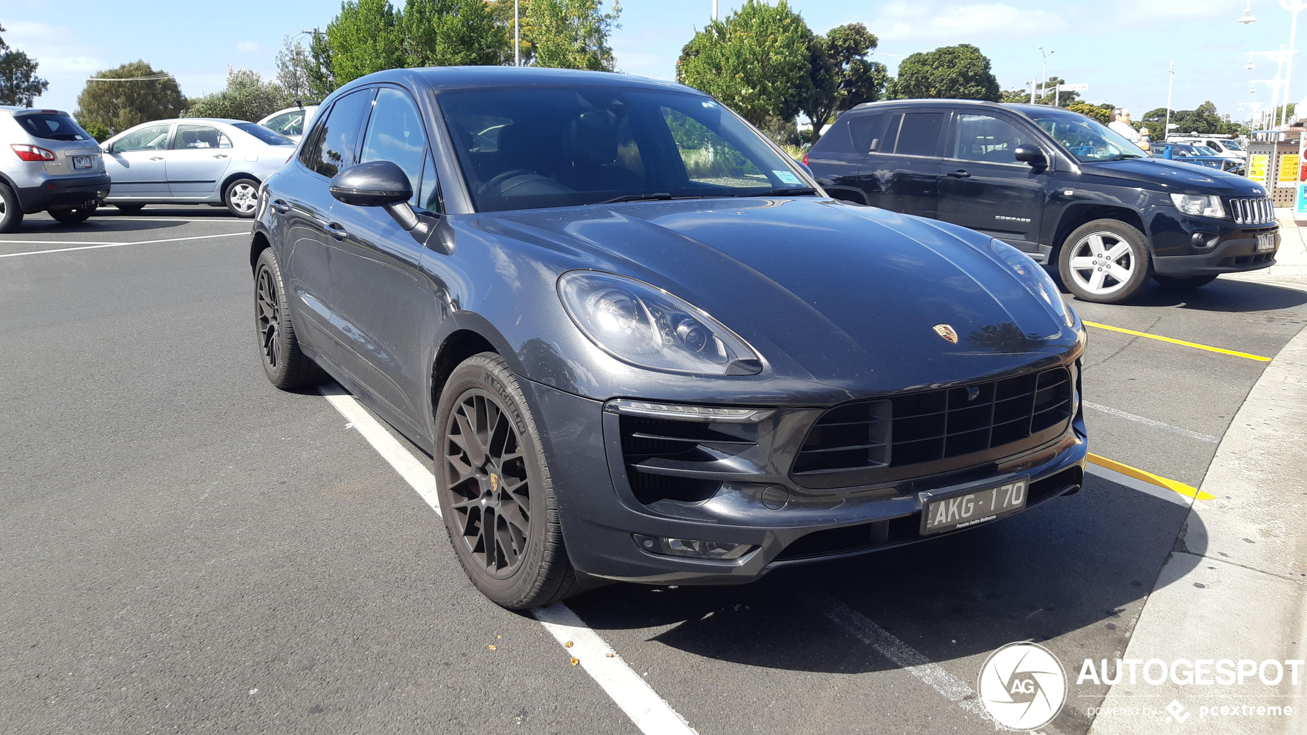 Porsche 95B Macan GTS