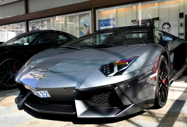 Lamborghini Aventador LP700-4 Roadster