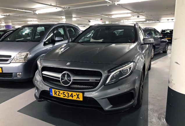 Mercedes-Benz GLA 45 AMG X156