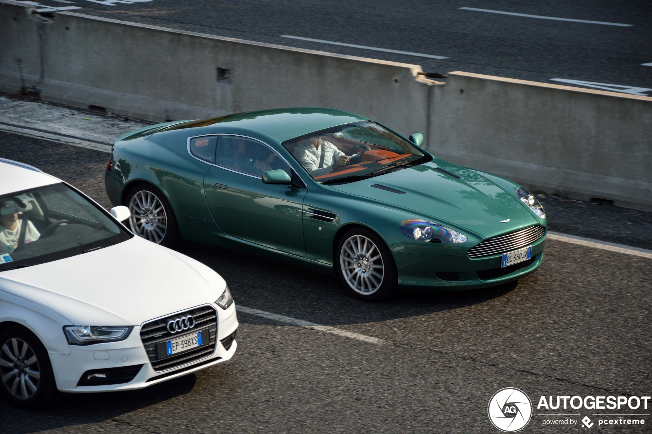 Aston Martin DB9