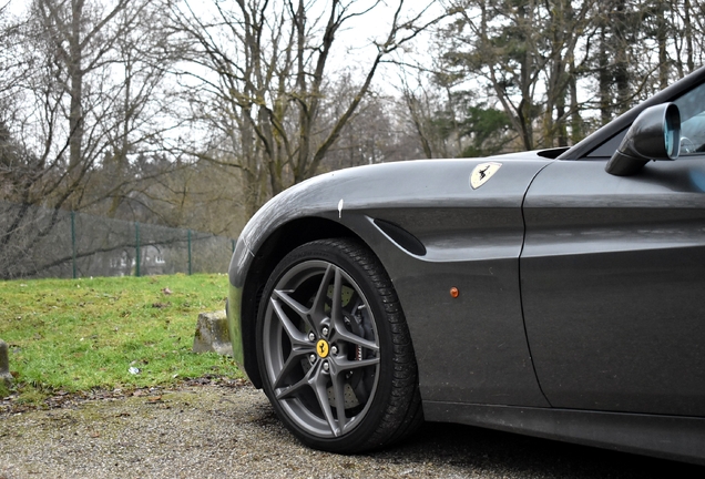 Ferrari California T