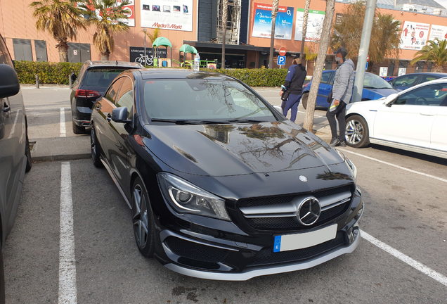 Mercedes-AMG CLA 45 C117