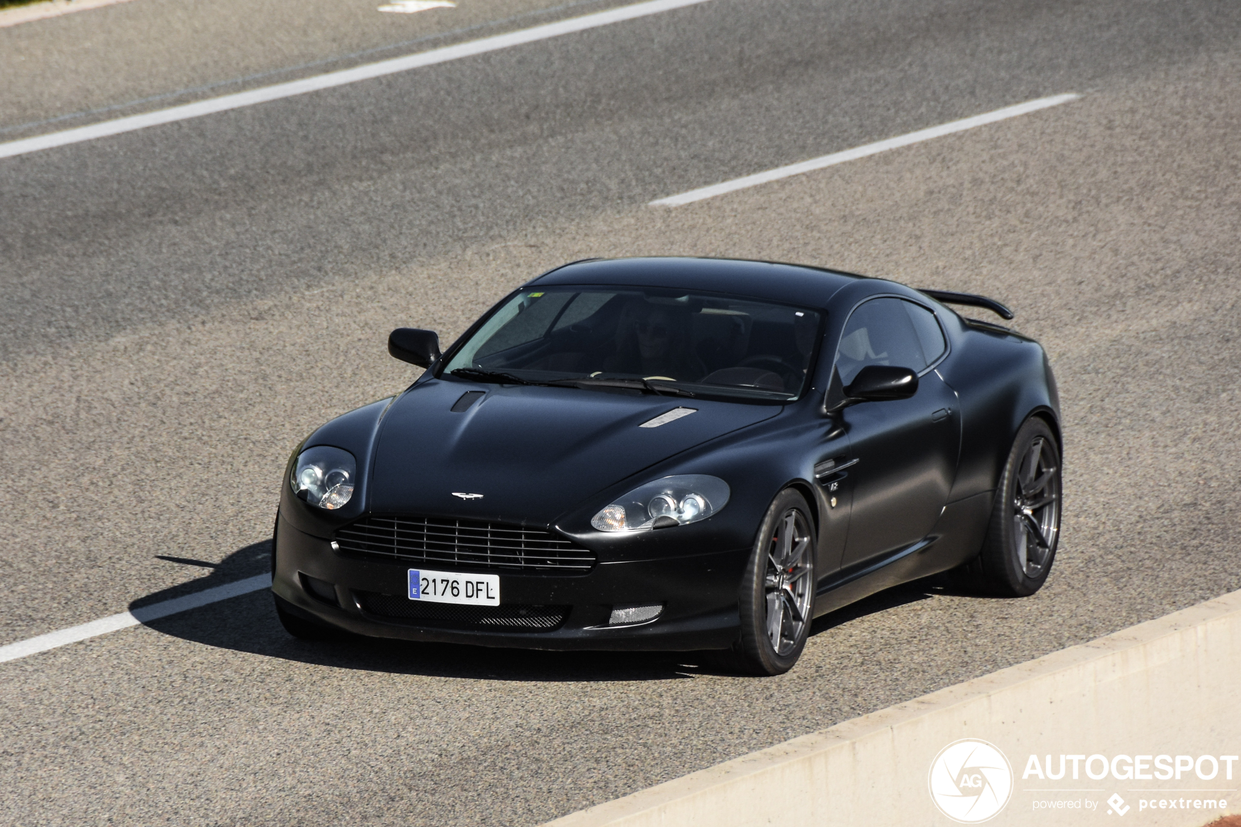 Aston Martin DB9