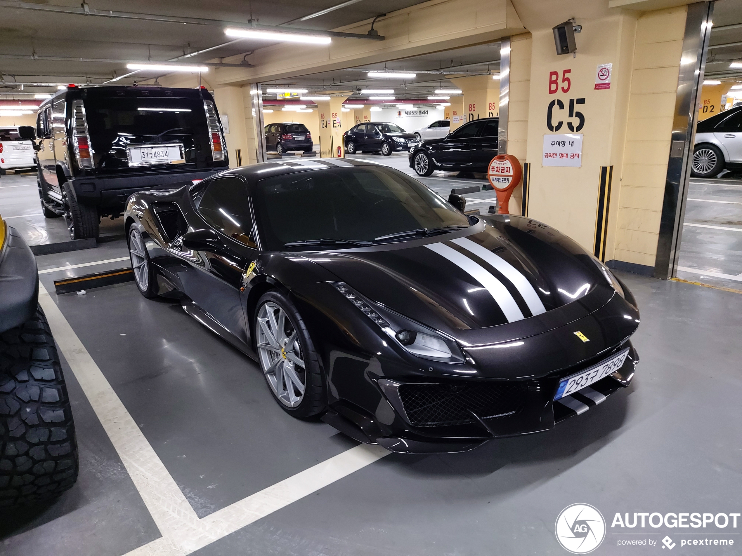 Ferrari 488 Pista