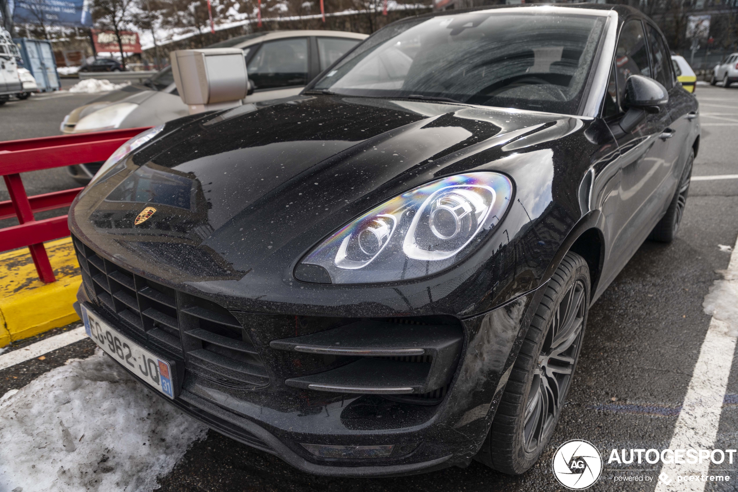 Porsche 95B Macan Turbo