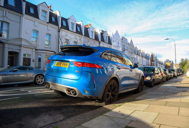 Jaguar F-PACE SVR