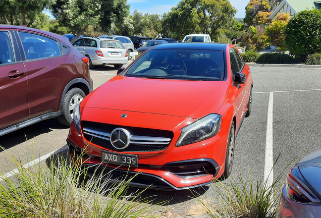 Mercedes-AMG A 45 W176 2015