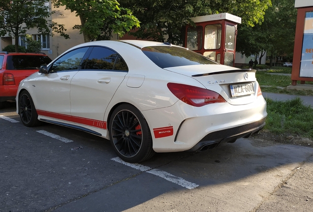 Mercedes-Benz CLA 45 AMG C117