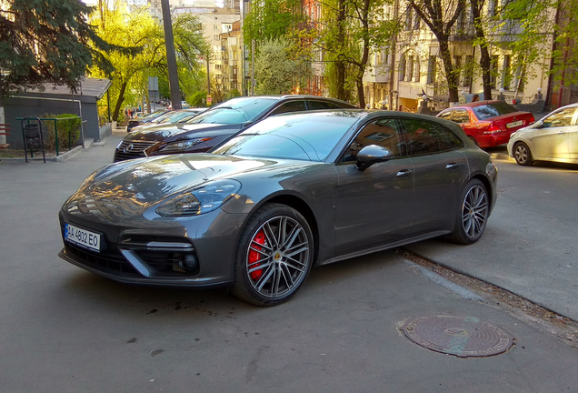 Porsche 971 Panamera Turbo Sport Turismo