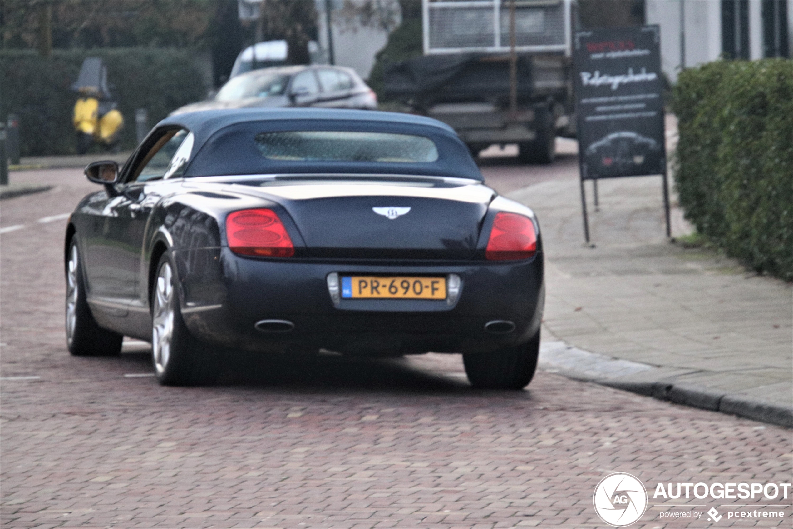 Bentley Continental GTC