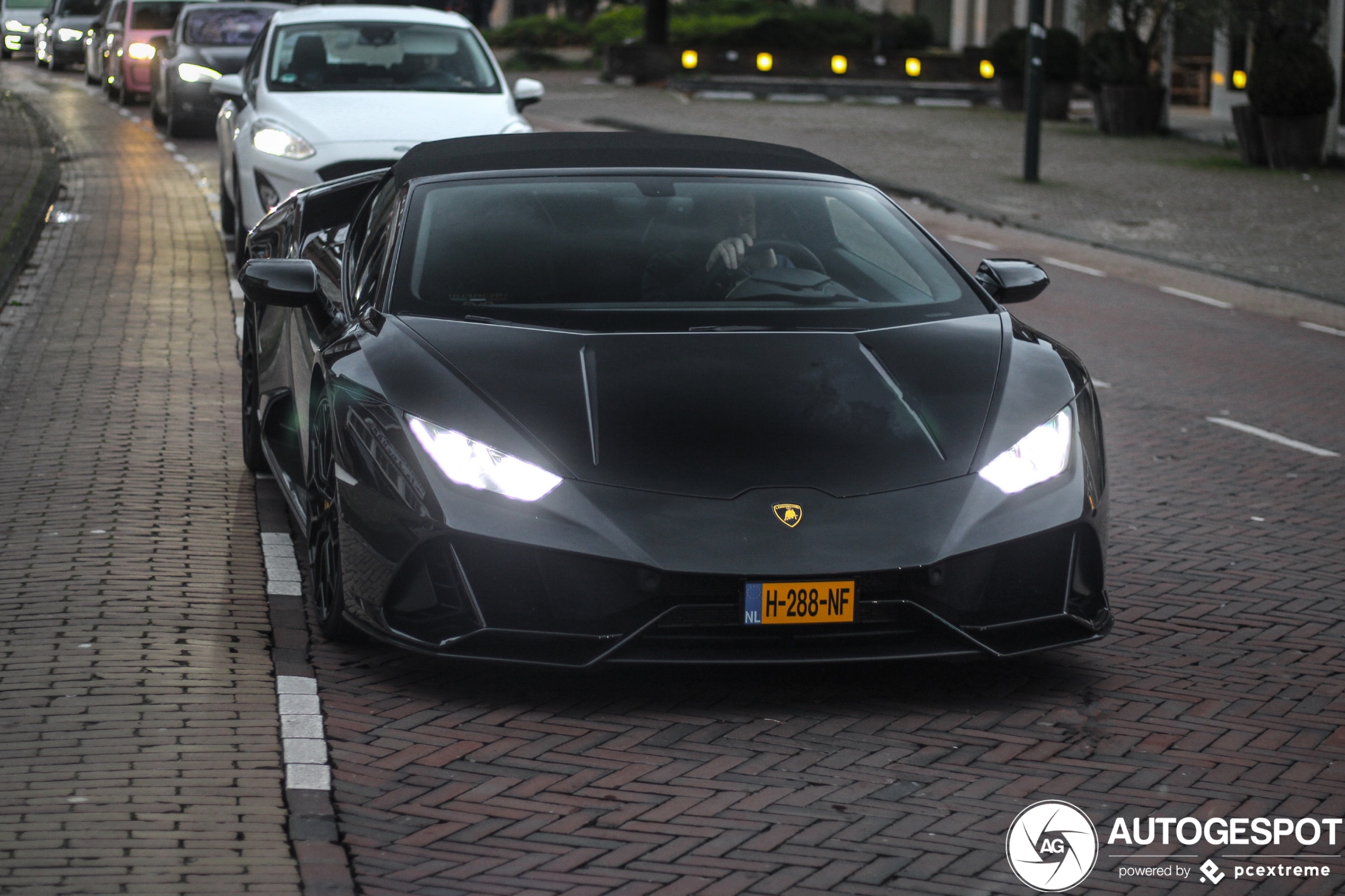 Lamborghini Huracán LP640-4 EVO Spyder