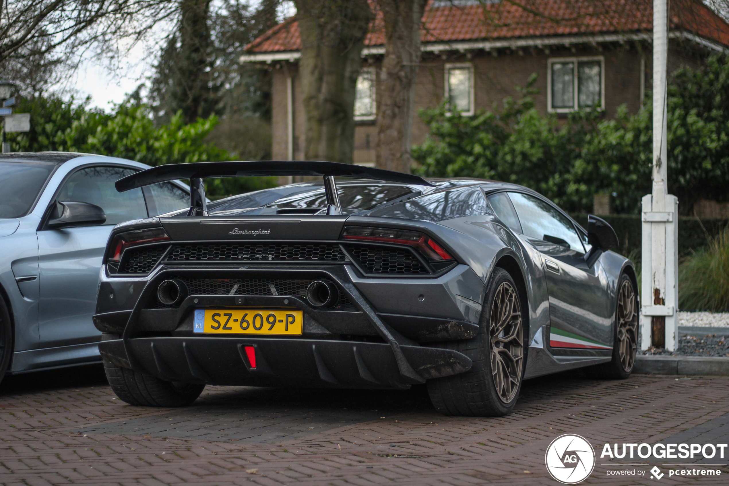 Lamborghini Huracán LP640-4 Performante