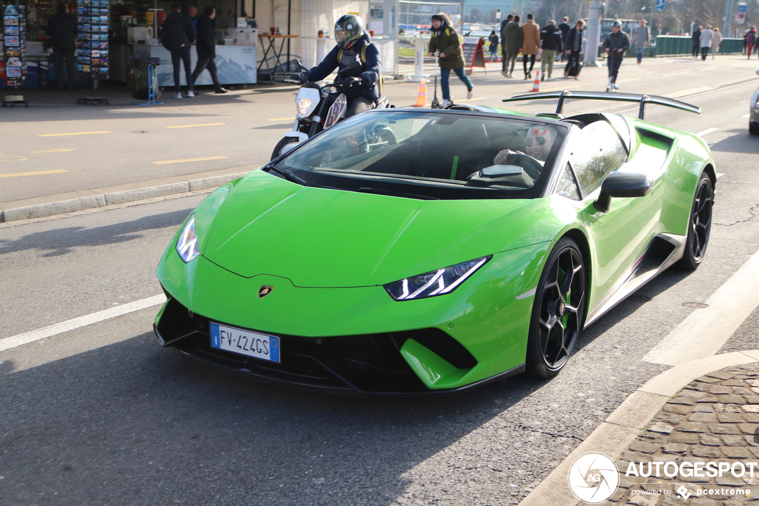 Lamborghini Huracán LP640-4 Performante Spyder