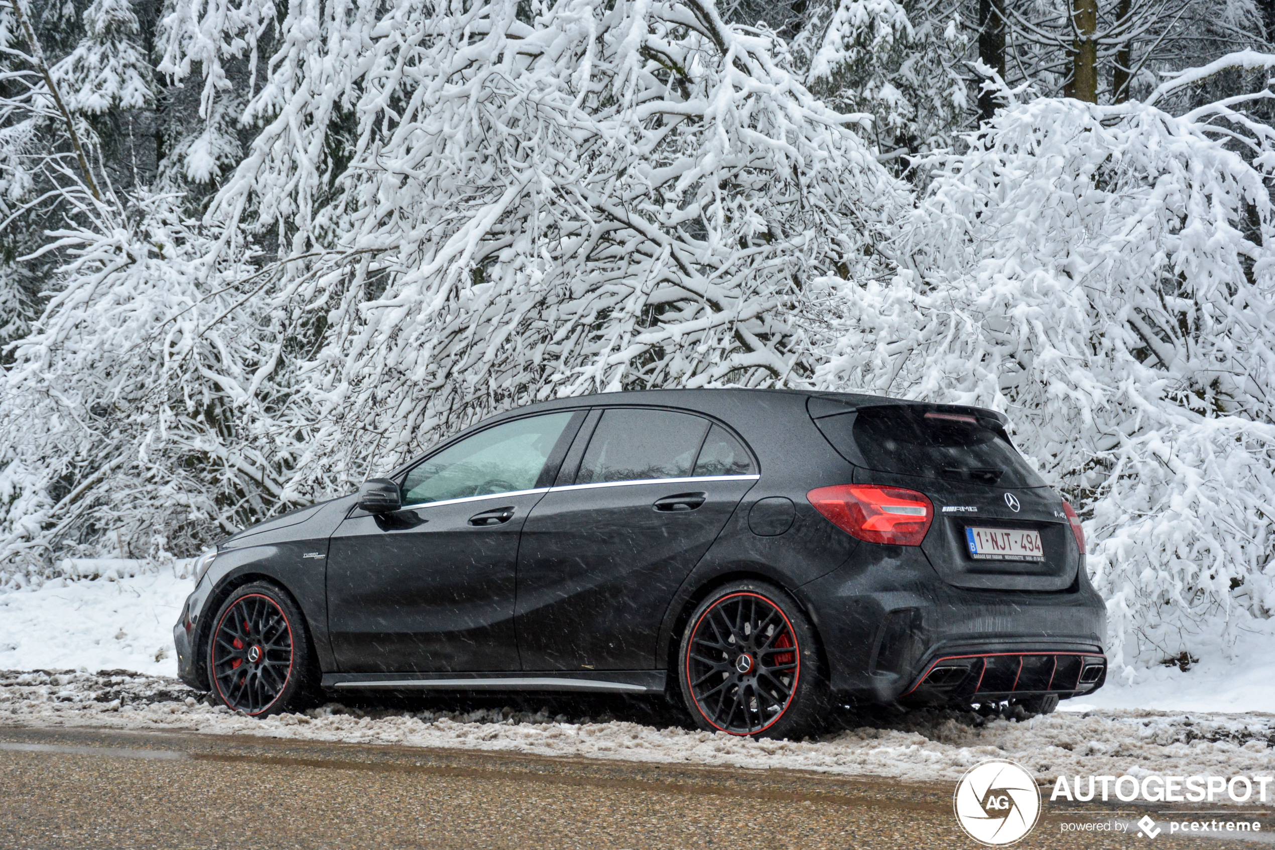 Mercedes-AMG A 45 W176 2015