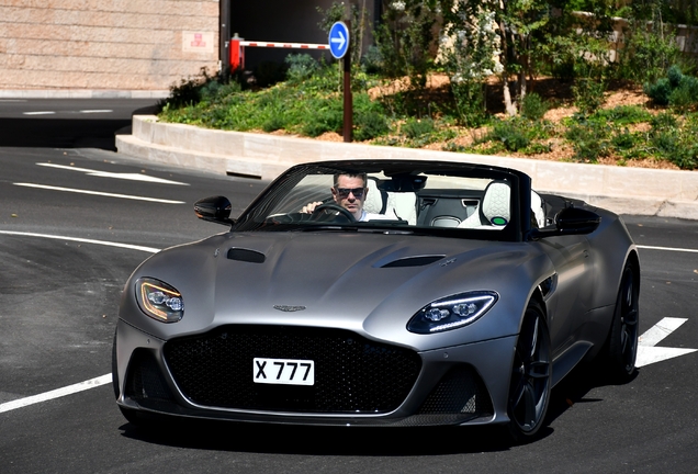 Aston Martin DBS Superleggera Volante