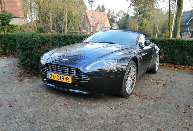 Aston Martin V8 Vantage Roadster