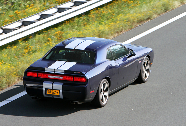 Dodge Challenger SRT-8 392