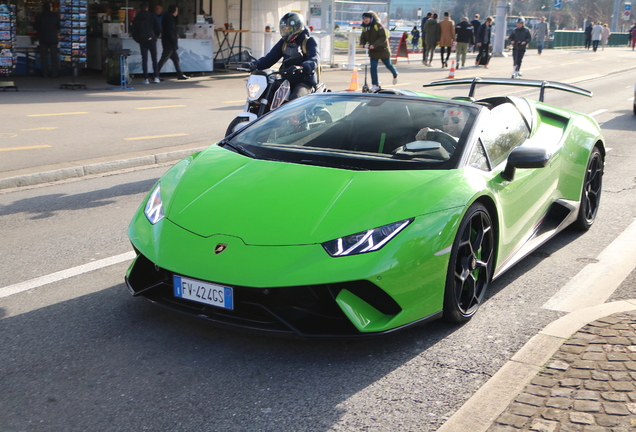 Lamborghini Huracán LP640-4 Performante Spyder