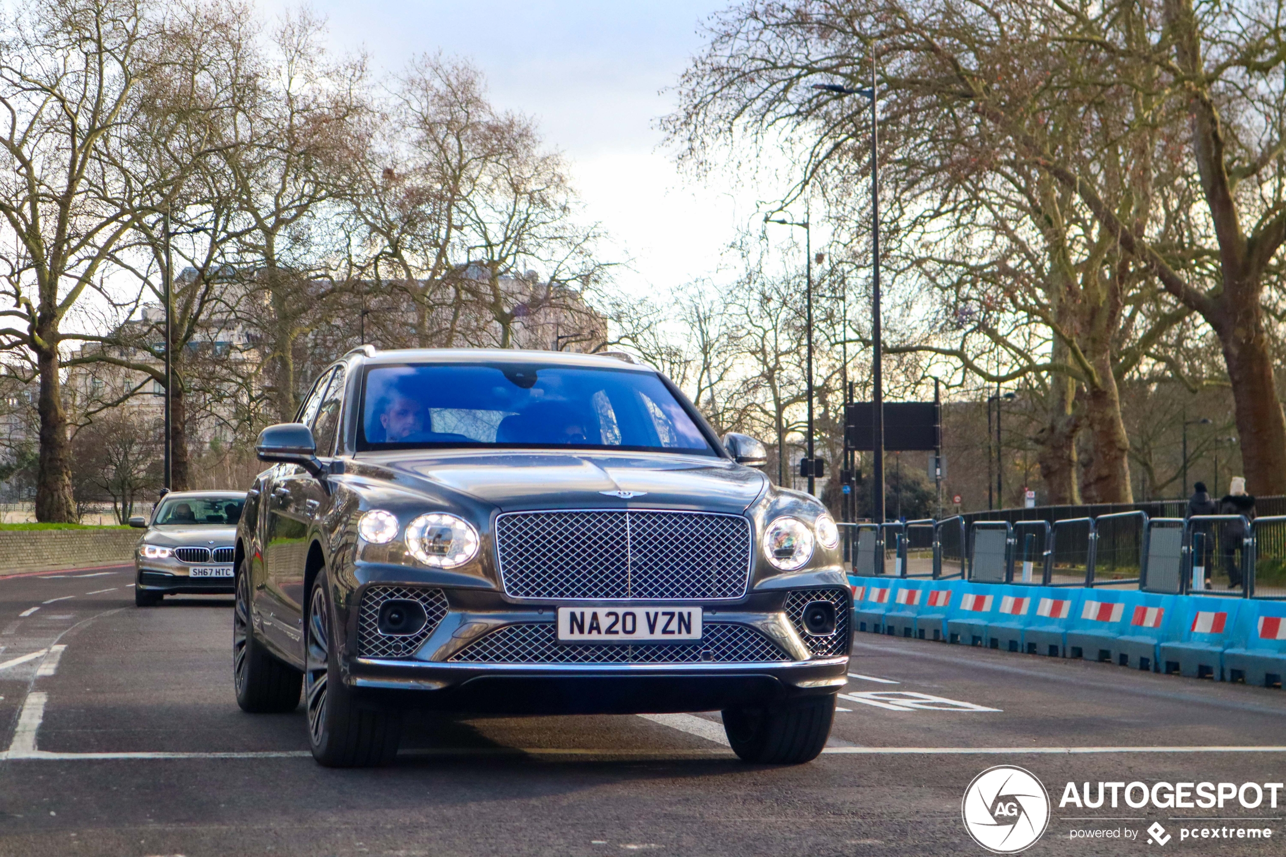 Bentley Bentayga V8 2021 First Edition