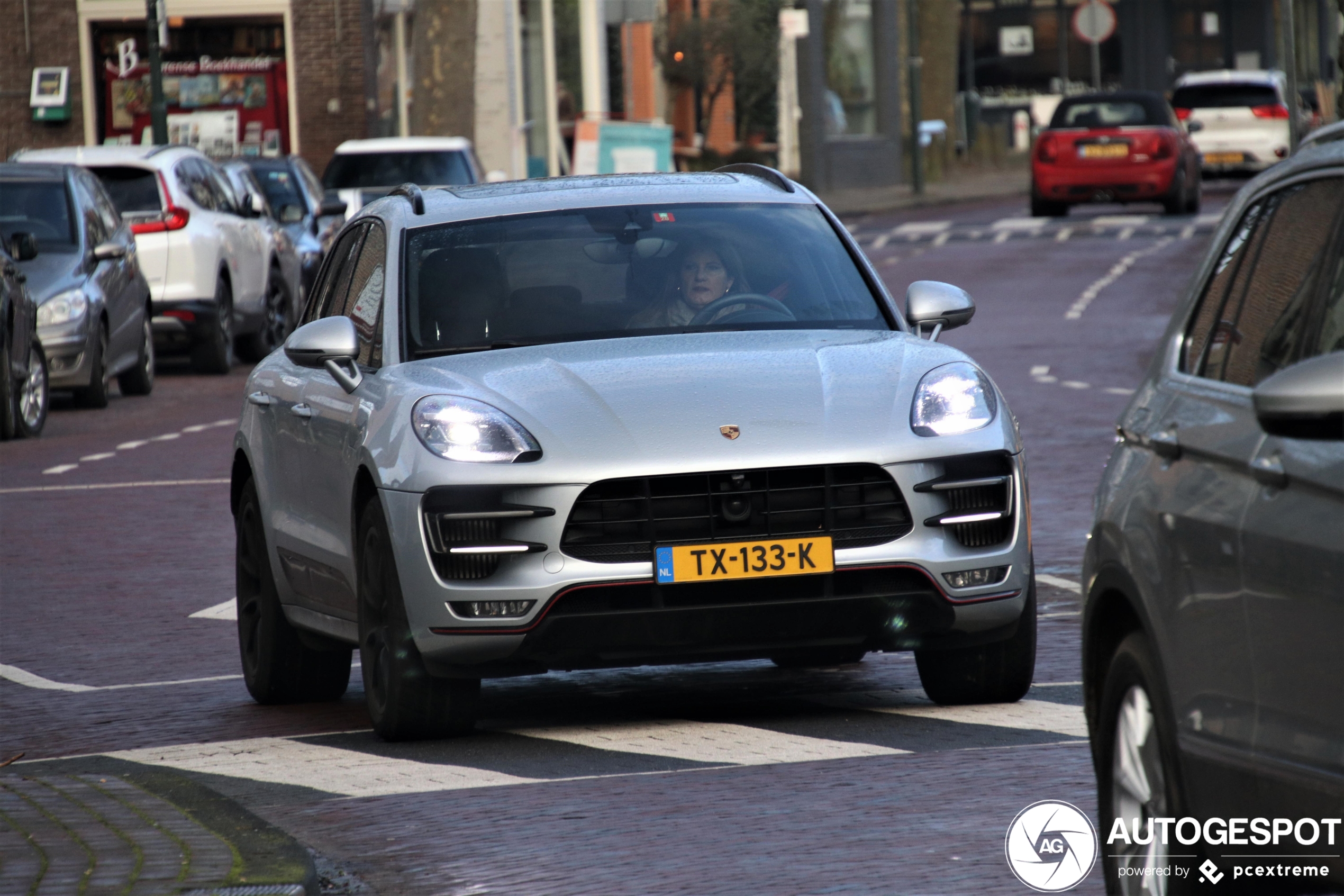 Porsche 95B Macan Turbo Exclusive Performance Edition