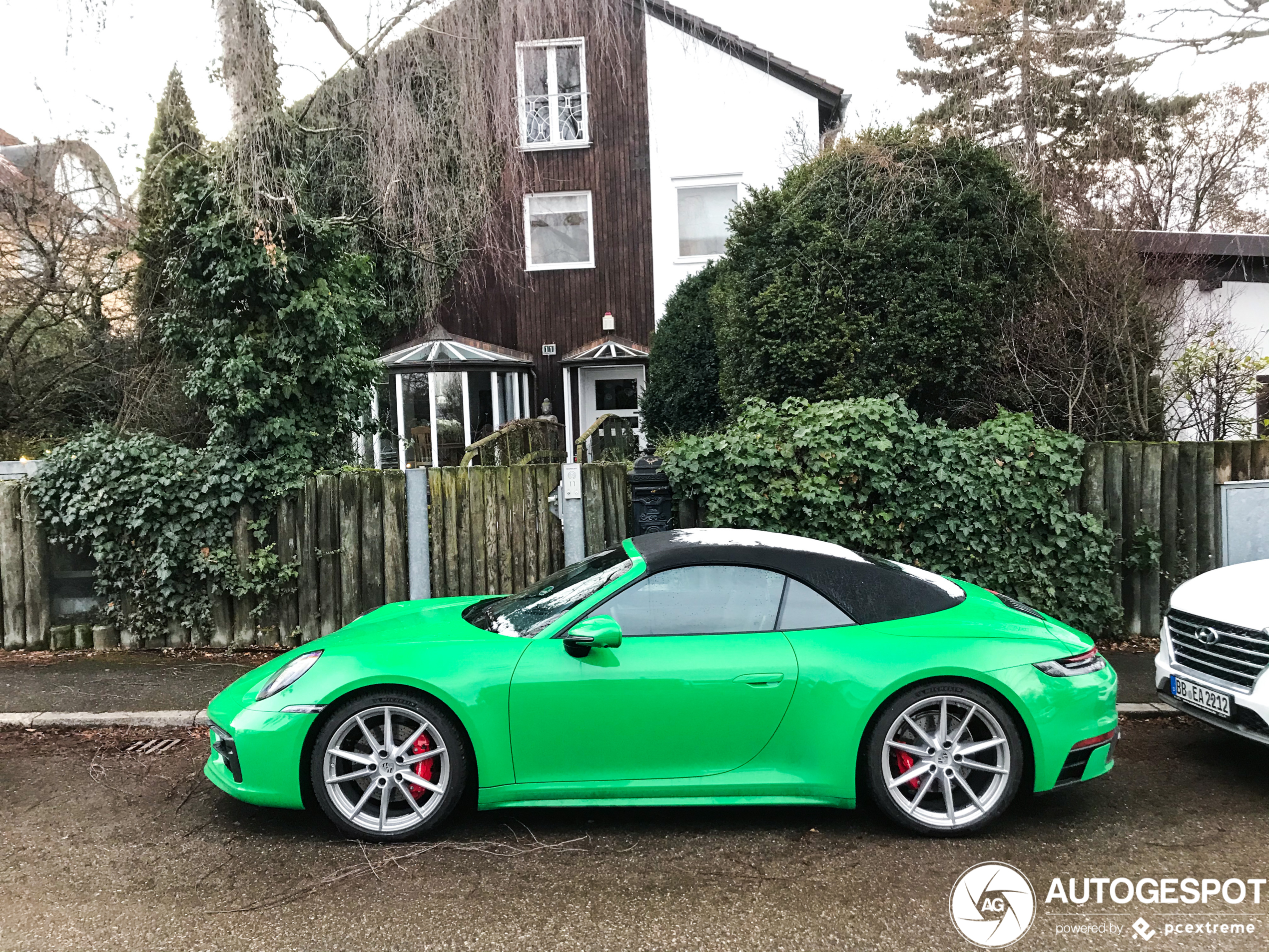 Porsche 992 Carrera 4S Cabriolet